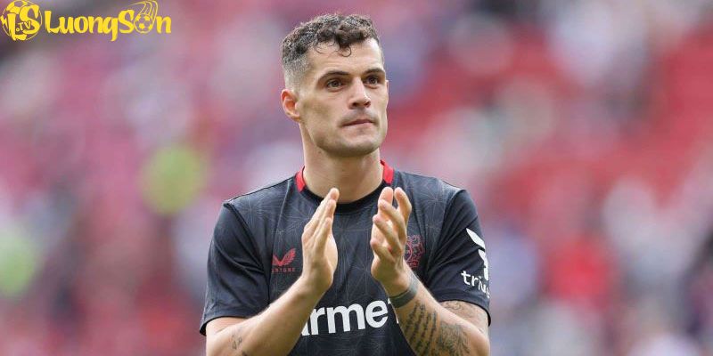 Granit Xhaka đang trải qua mùa giải ấn tượng cùng Bayer Leverkusen