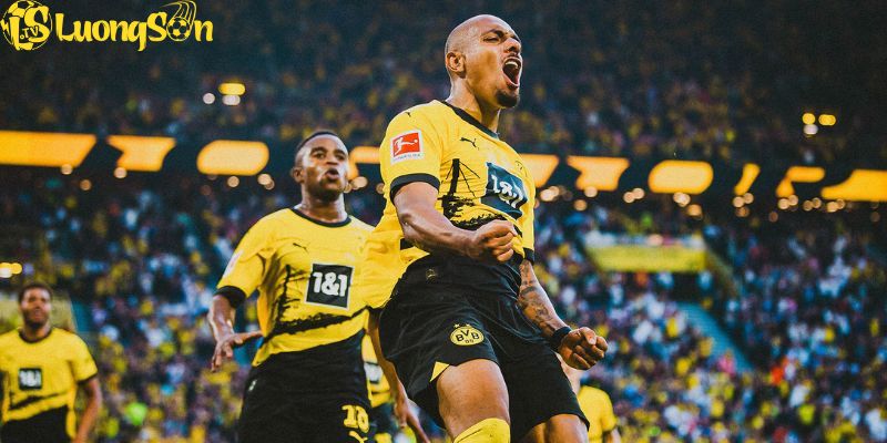 Dortmund lập nhiều thành tích ấn tượng