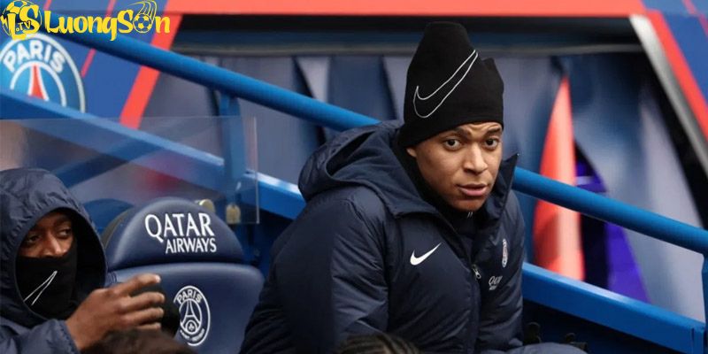 Mbappé là cầu thủ trẻ và tài năng