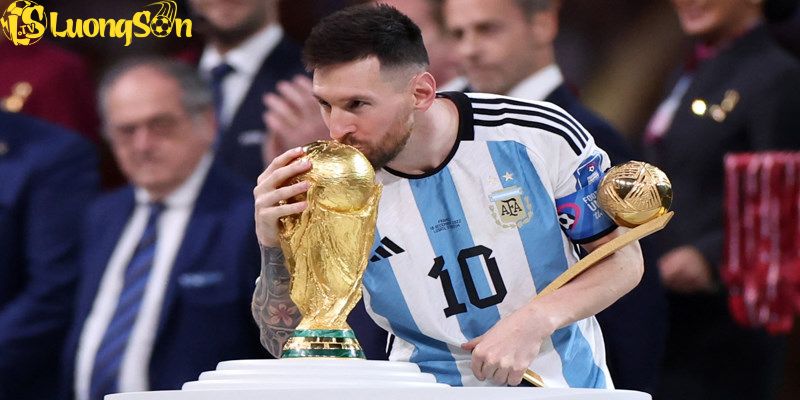 World Cup là đấu trường cấp độ quốc tế cực nổi tiếng của FIFA